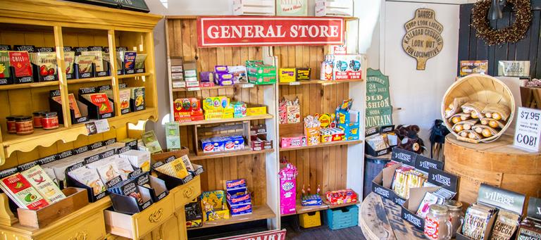 Country Comforts also offers a selection of treats and snacks – including locally made on-the-cob popcorn