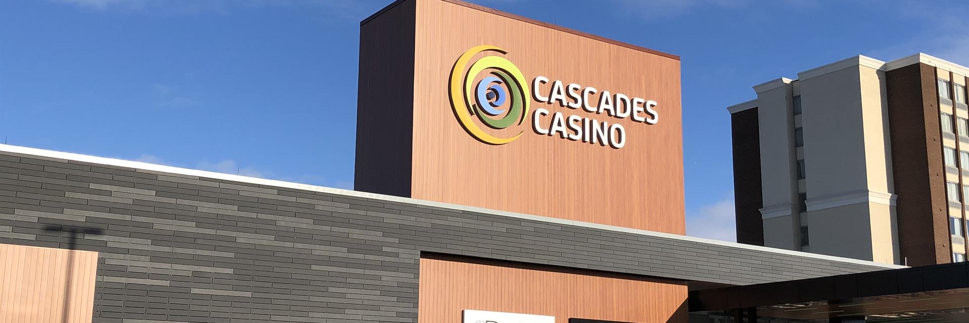 panoramic view of the chatham cascades casino entrance
